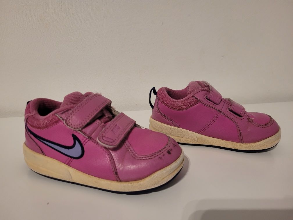 Buty sportowe nike r. 24 różowe sneakersy nike dla dziewczynki r. 24