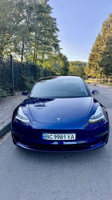 Tesla model 3 Long Range