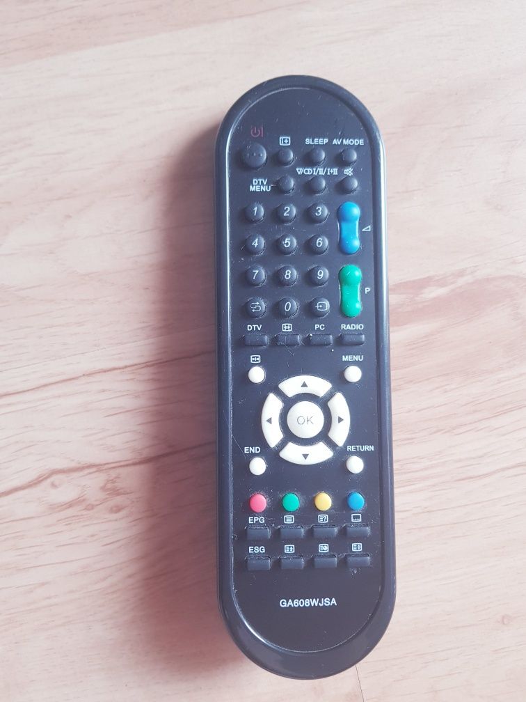 Pilot do telewizora Sharp GA608WJSA.