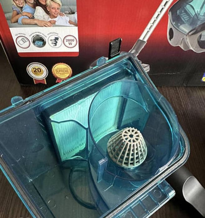 Пилосос з турбощіткою та хеппа фільтром