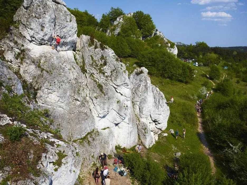 Wakacje na Jurze Dom z basenem do wynajęcia wakacje Panieński Weekend