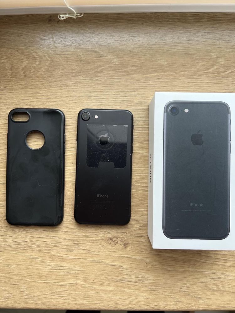 iPhone 7-32Gb black