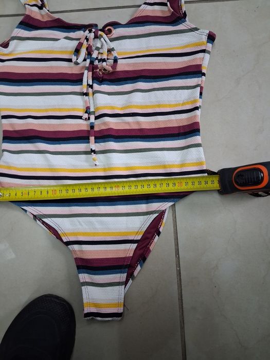 Полосатий купальник розмір С/М