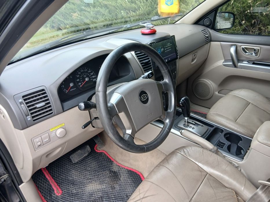 Продам Кіа Сорента 2 5 дизель рік 2006.
