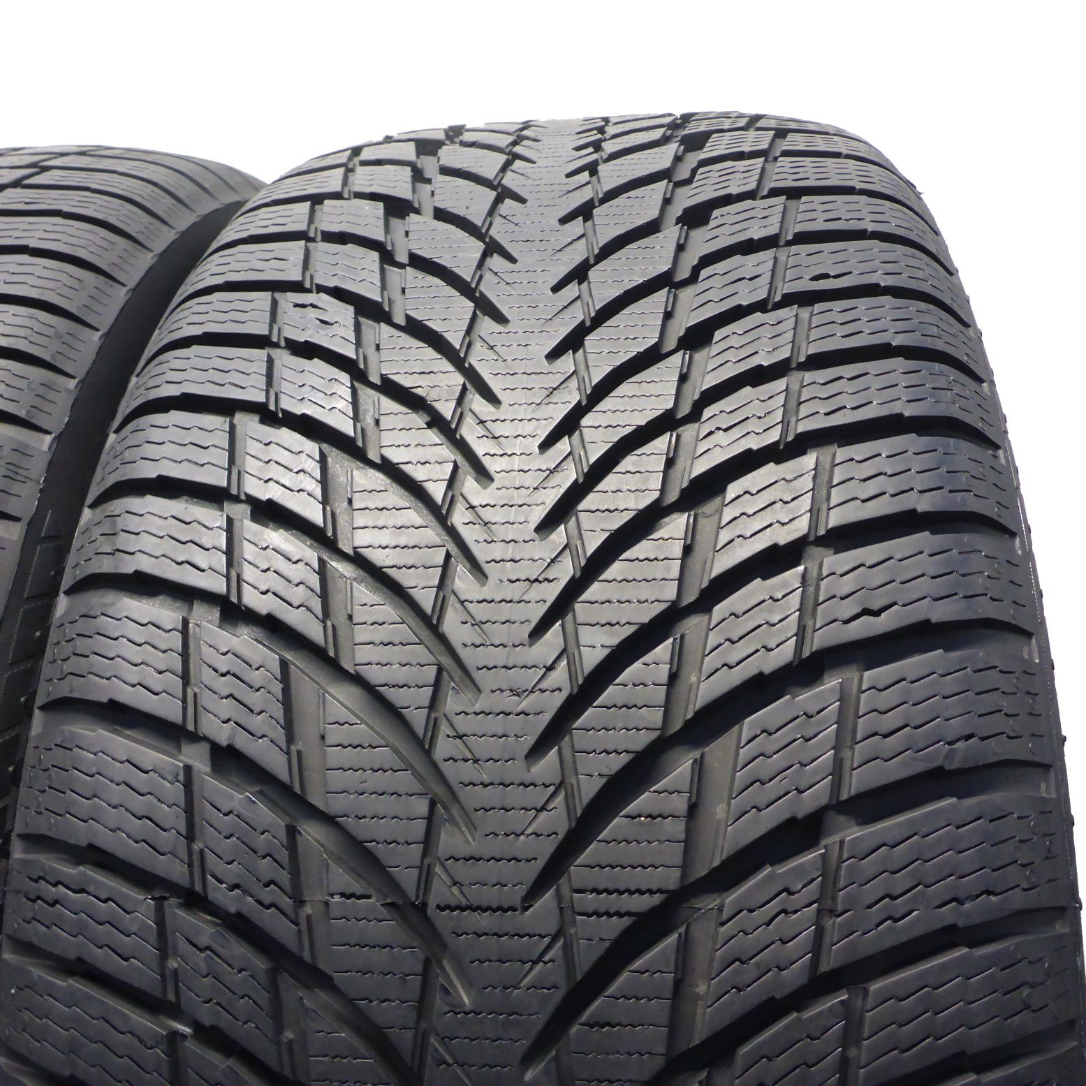 245/45/18 Nokian 245/45R18 100V Snowproof P Zima 8,2mm 2023 Jak Nowe