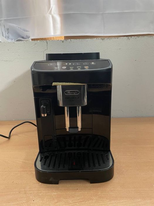 Кавомашина DeLonghi Magnifica Evo ECAM 290.61.B (2022 рік)