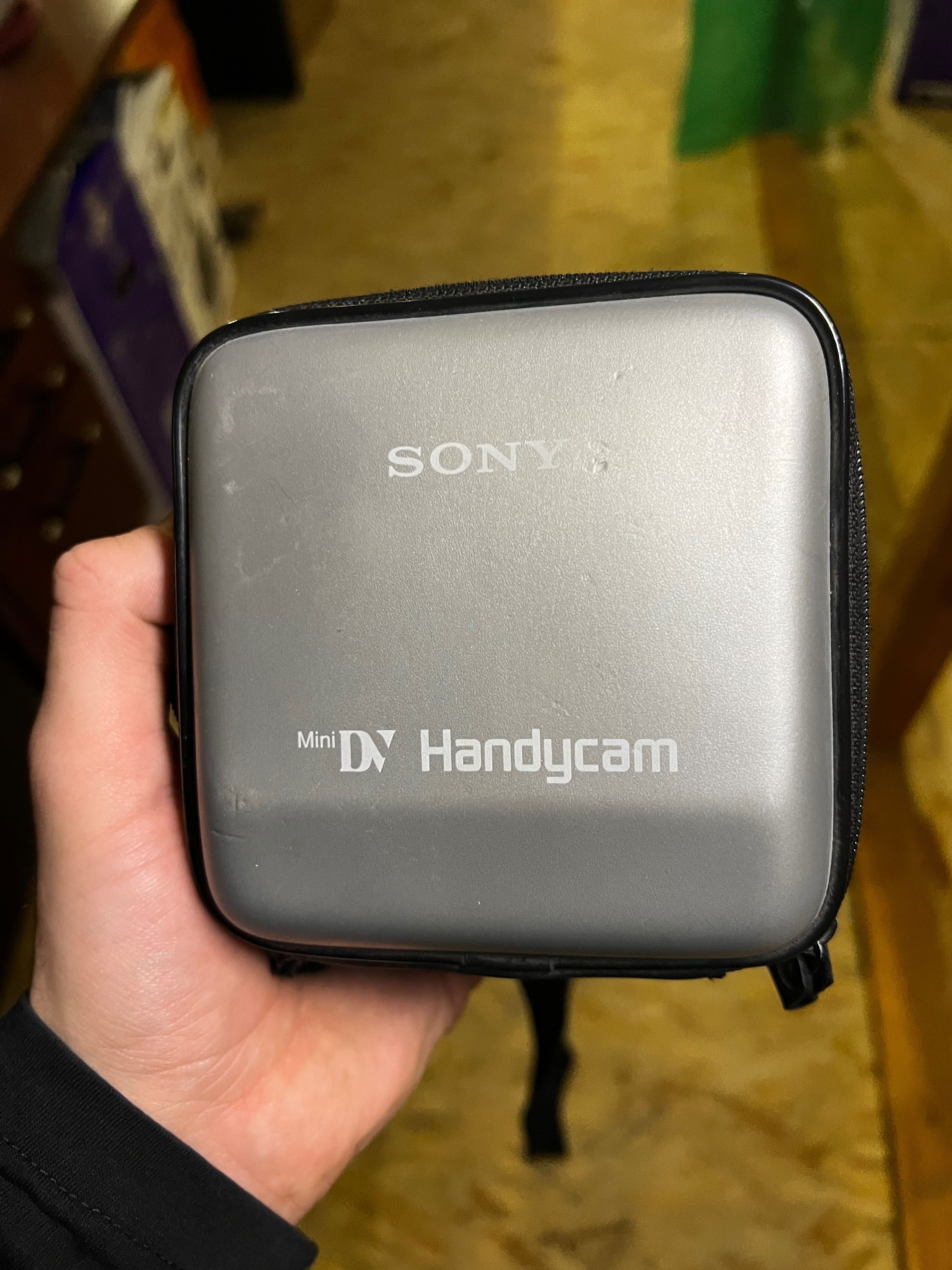 sony handycam стара камера касетна