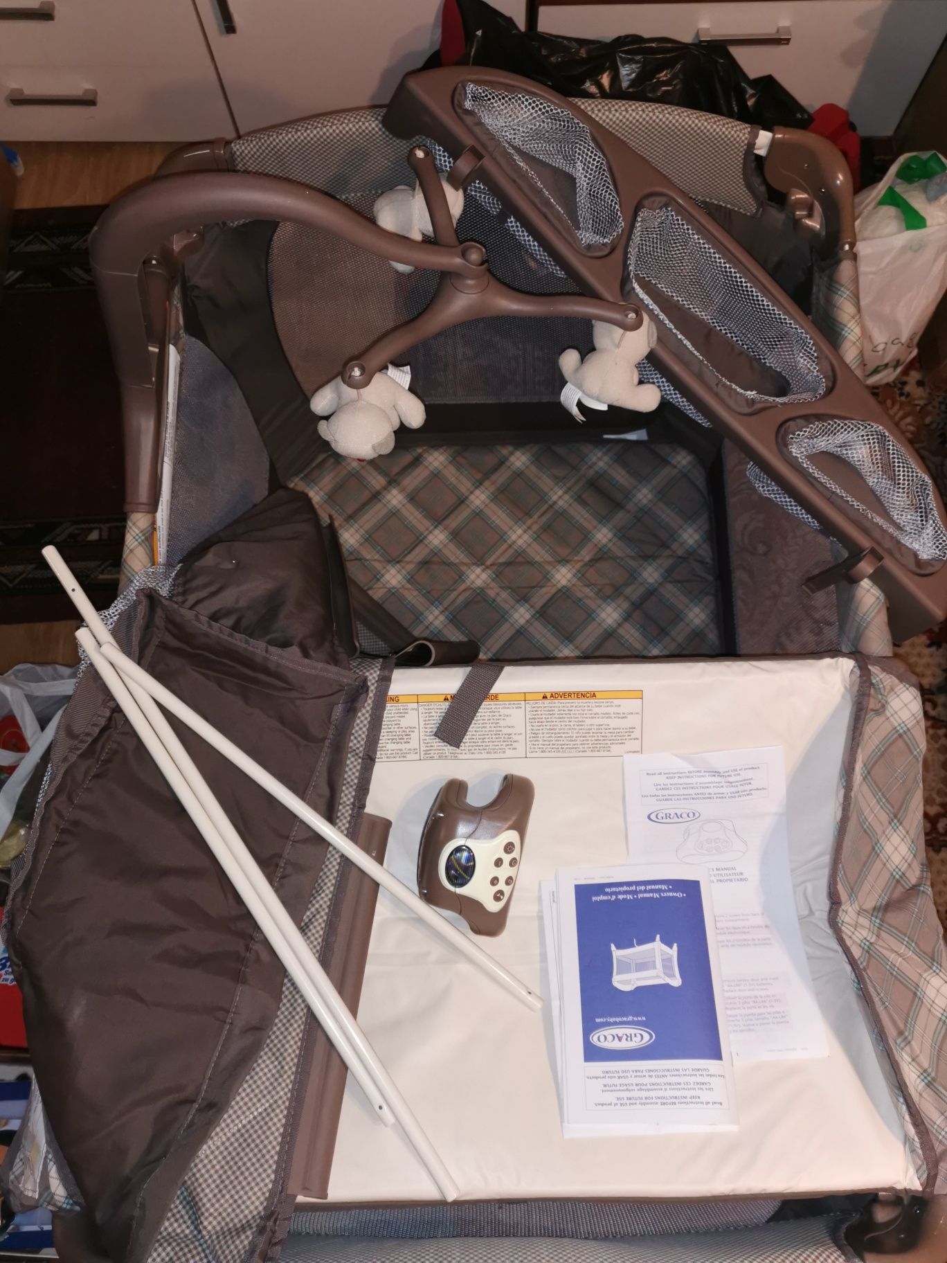 Łóżeczko turystyczne Graco Pack n Playszare