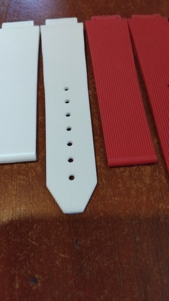 Ремінці до годинників hublot
