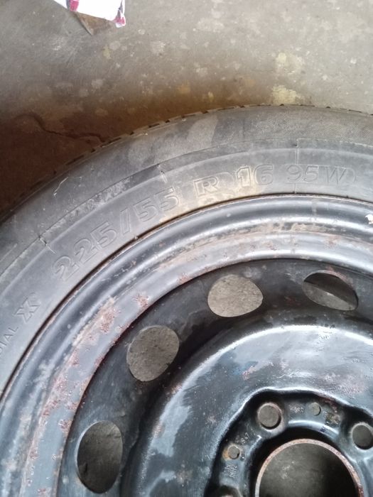 Продам запаску вiд БМВ.