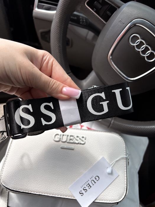 Сумка GUESS Lewistown останні в 2ох кольорах