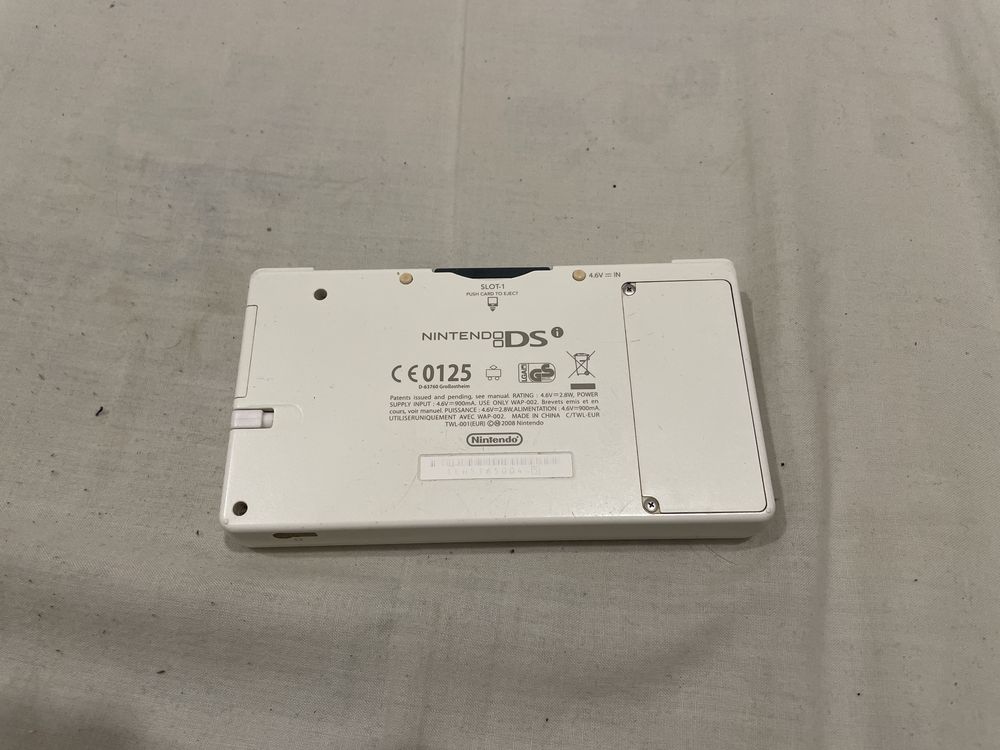 Nintendo dsi com +80 jogos  e carregador