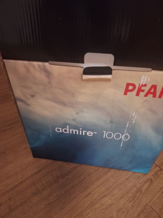 Maquina costura overlock Pfaff 1000