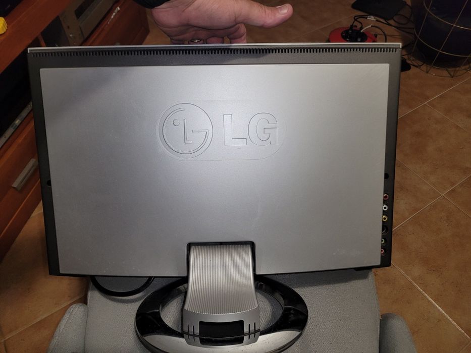 TV/Monitor LG Flatron L172WT