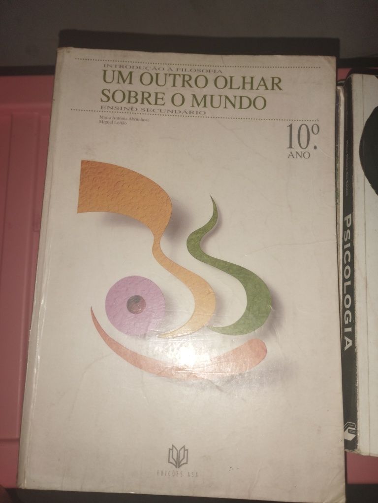 Livros 10 ano e 12 ano científico