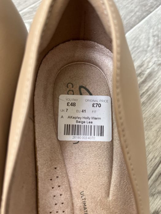 Туфлі Clarks  Keply HoIIy Warm колір бежевий розмір 40-41