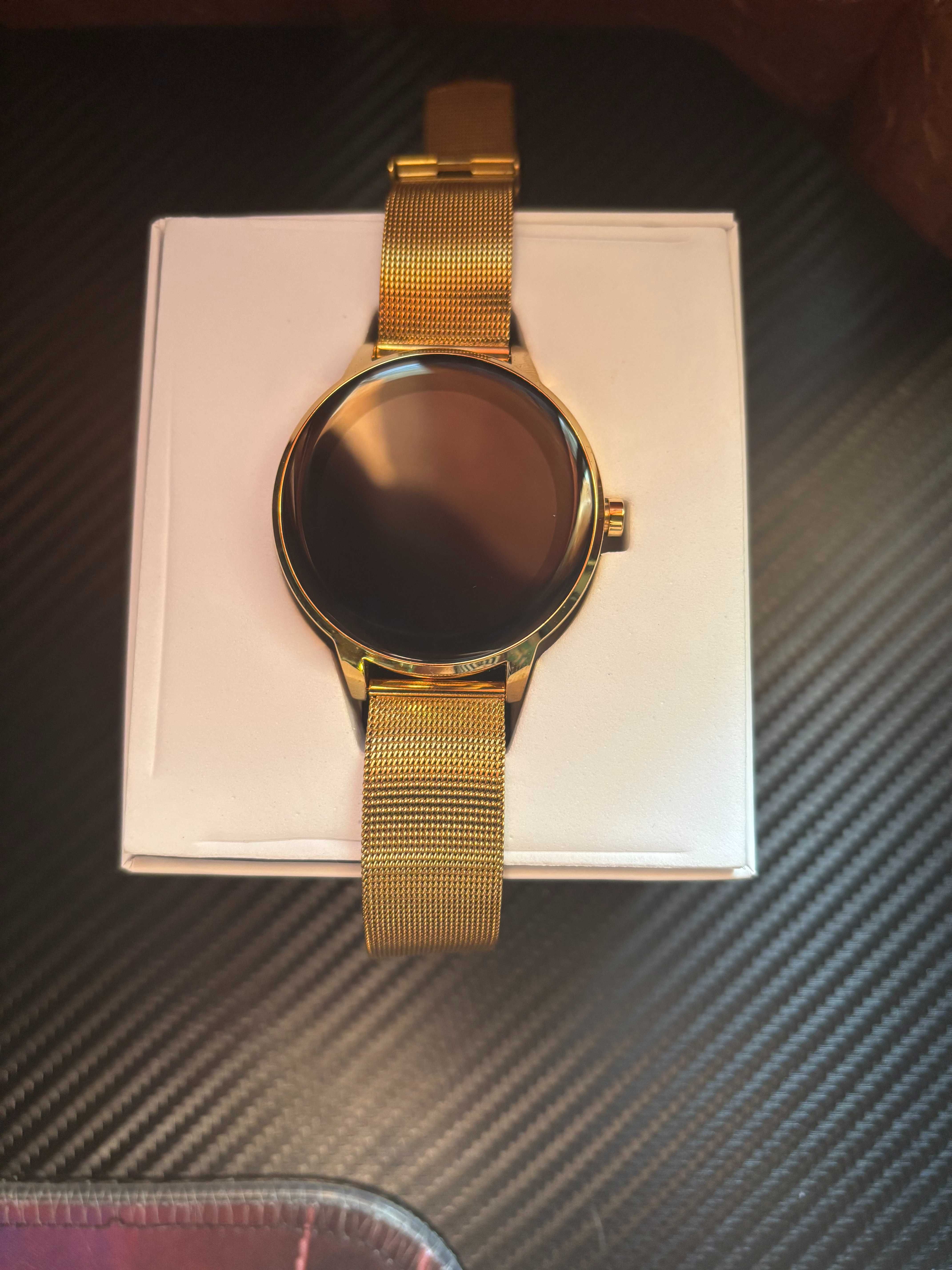 Smartwatch One Dourado