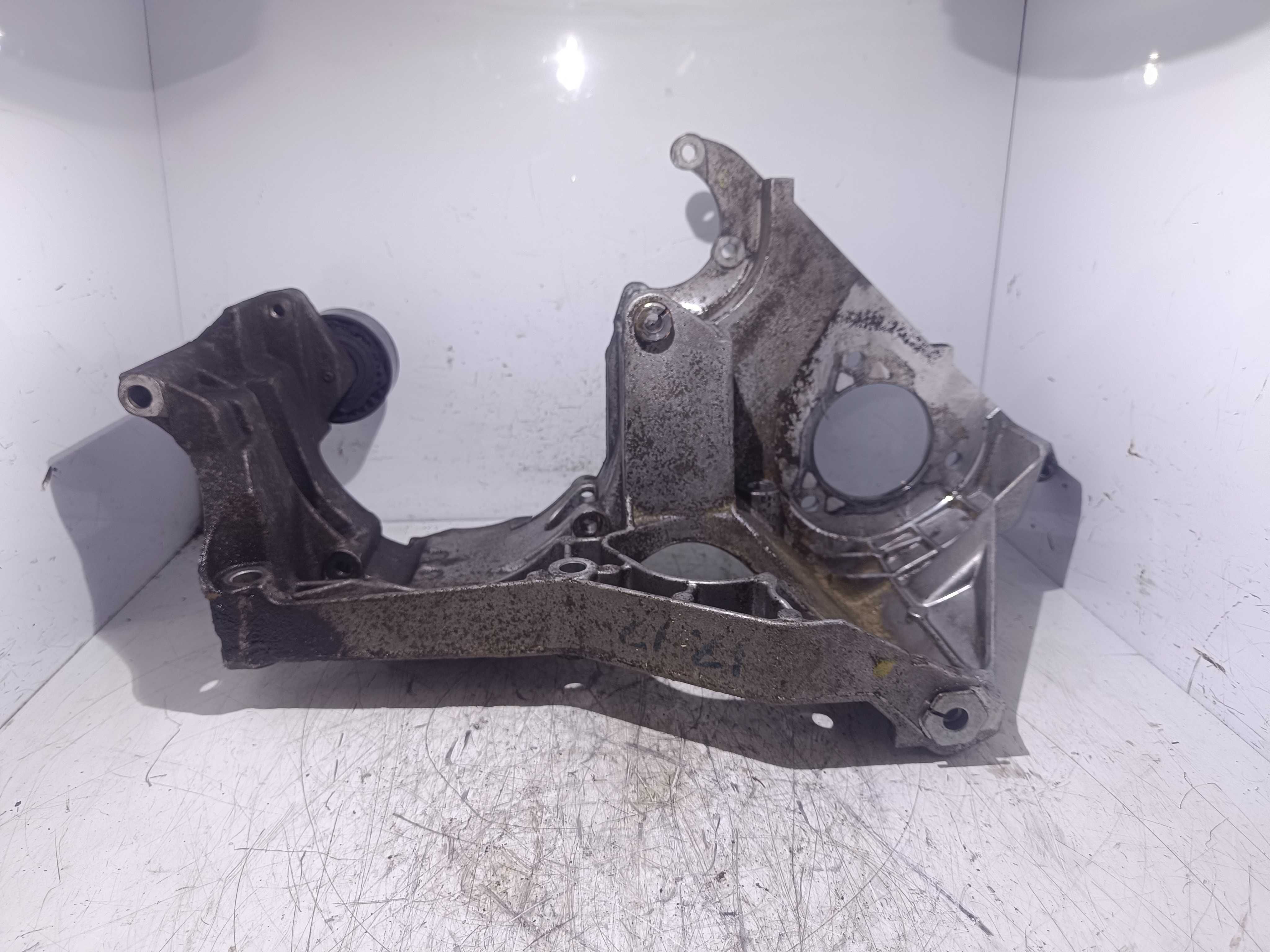 Łapa alternatora SEAT LEON 1.9 TDI 1896/81 KW 2002r. kod: ASV