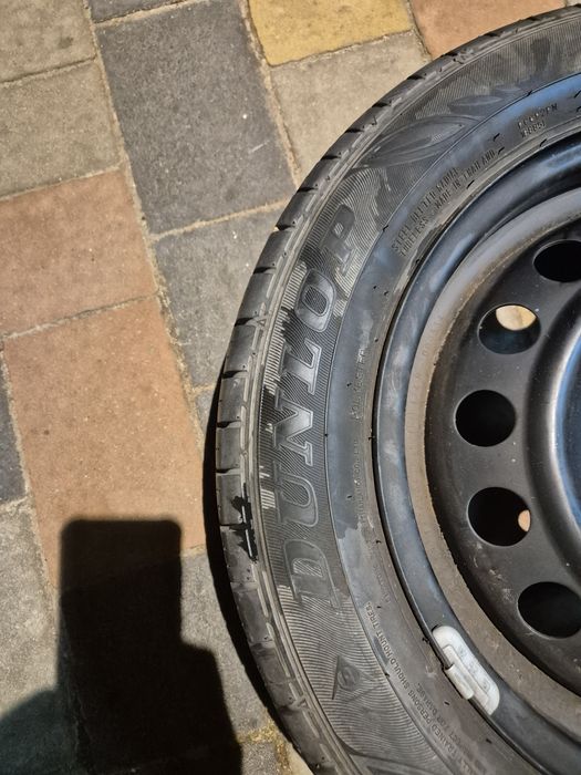 4x opony na felgach stalowych 165/65/r14 Dunlop + koło dojazdowe