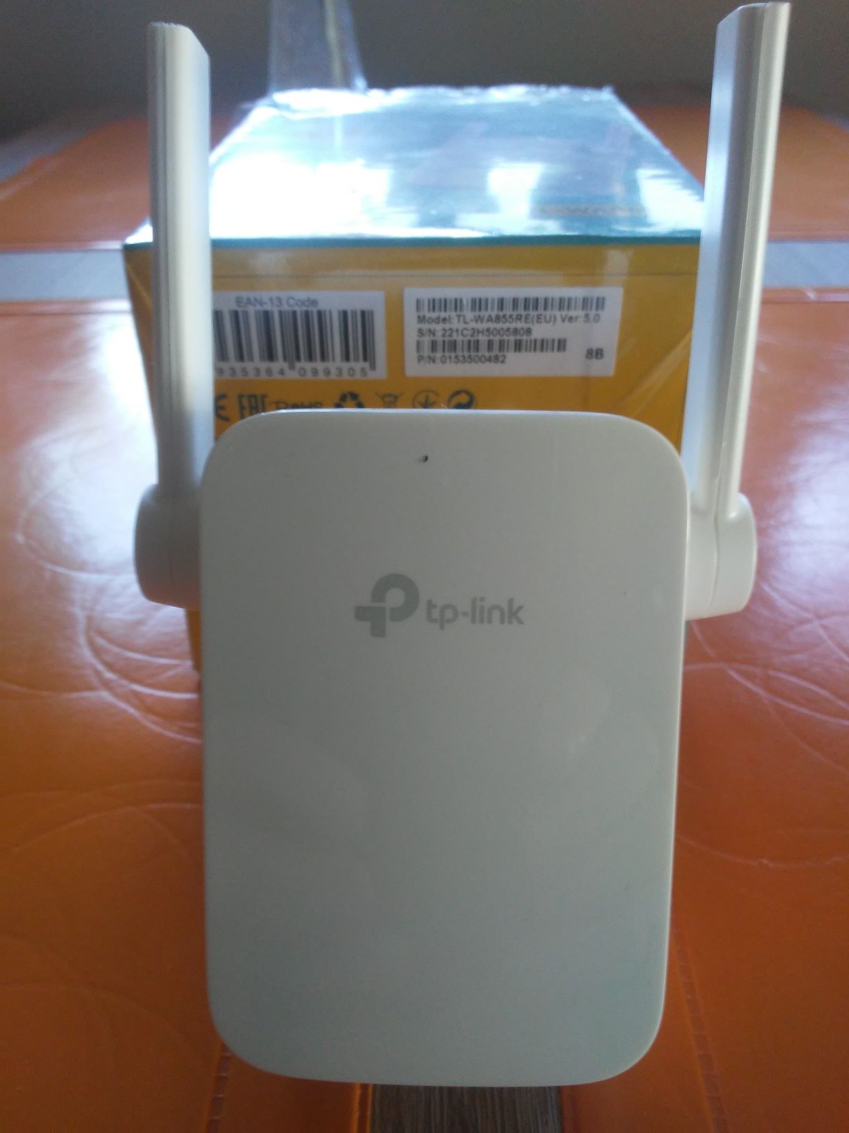 Wzmacniacz sygnału Wi-Fi tp-link.Nowy