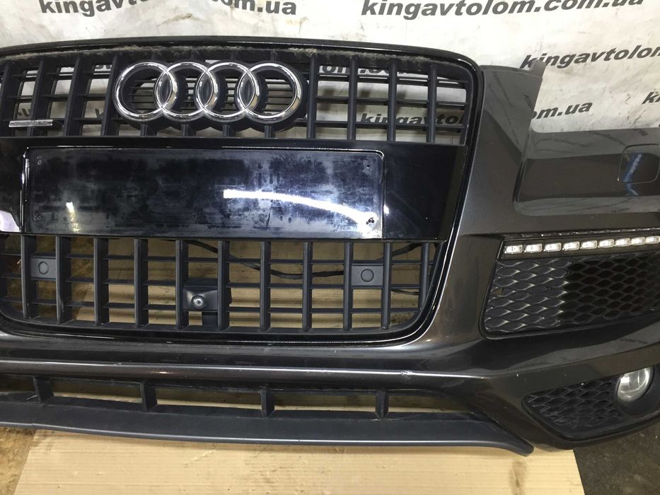 Передній передний бампер з камерою Audi Q7 4L Ауді КУ7 4Л