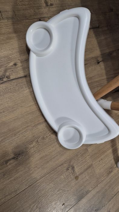 Стільчик для годування