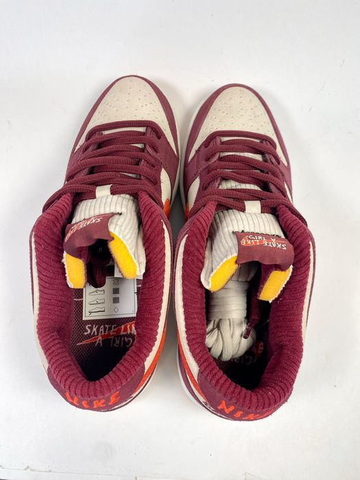 Nike SB Dunk Low Skate Like A Girl - 42.5 EU