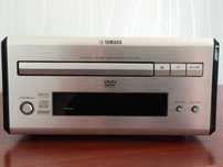 Yamaha  Pianocraft E-810 DVD CD