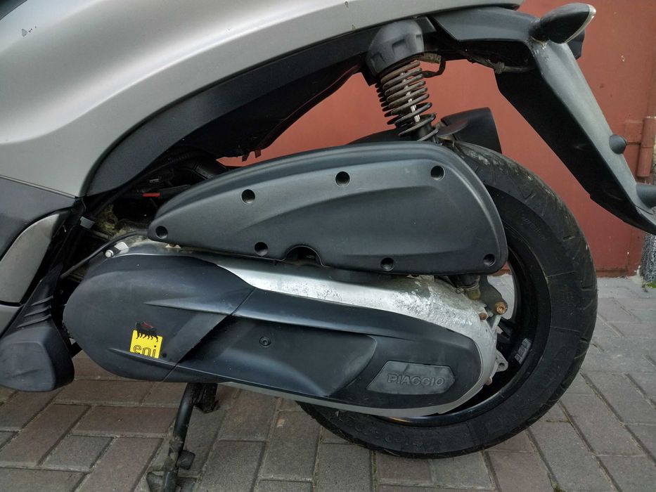 Скутер Piaggio Beverly 350 Sport Touring 2012 мощный  33л.с. инжектор