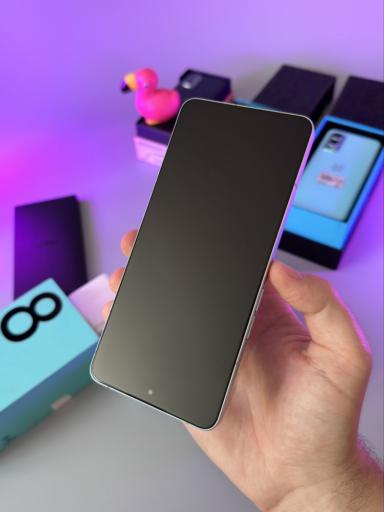 НОВИЙ OPPO reno8 pro 5G 8/256 2 фізичні СІМ-картки glashed green CPH23