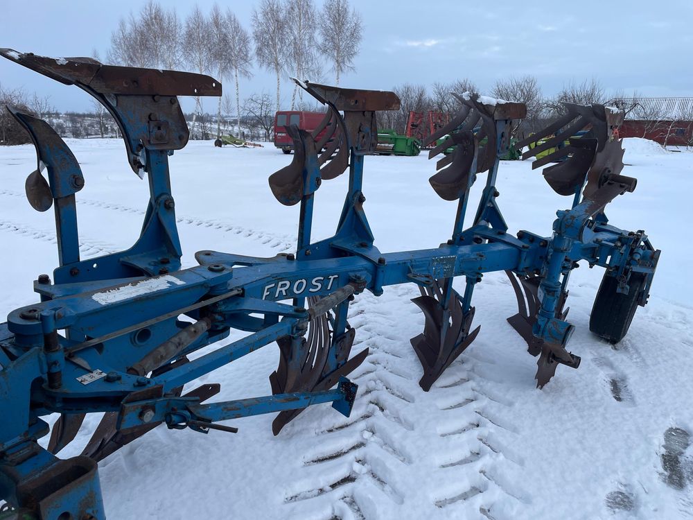 Плуг оборотний Frost 3+1 | 120 рама| 30,35,40 захват| ТОП стан!