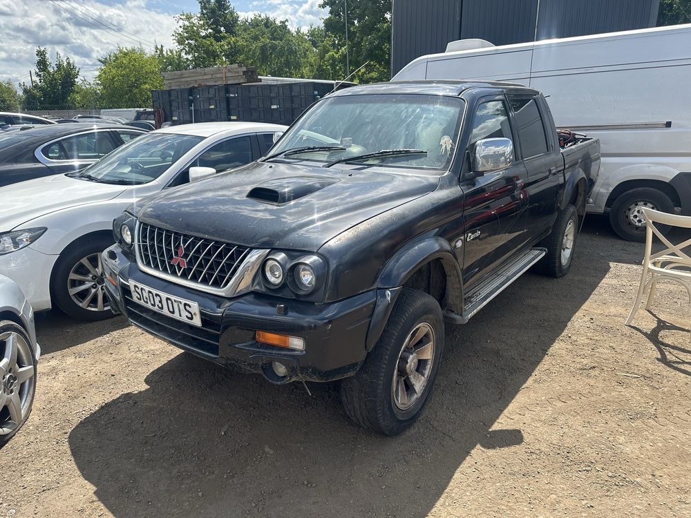 Mitshubishi L200 silnik 2.5d 2003r,Anglik z kluczykami
