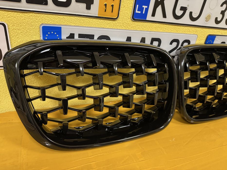 Решітка радіатора ніздрі BMW X3 X4 G01 G02 2018-2021 чорний глянець