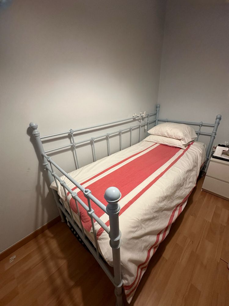 Vende-se cama 200x90