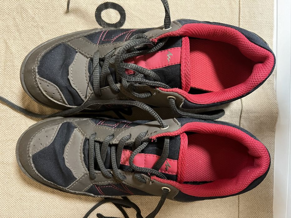 Buty turystyczne Quechua rozm. 34