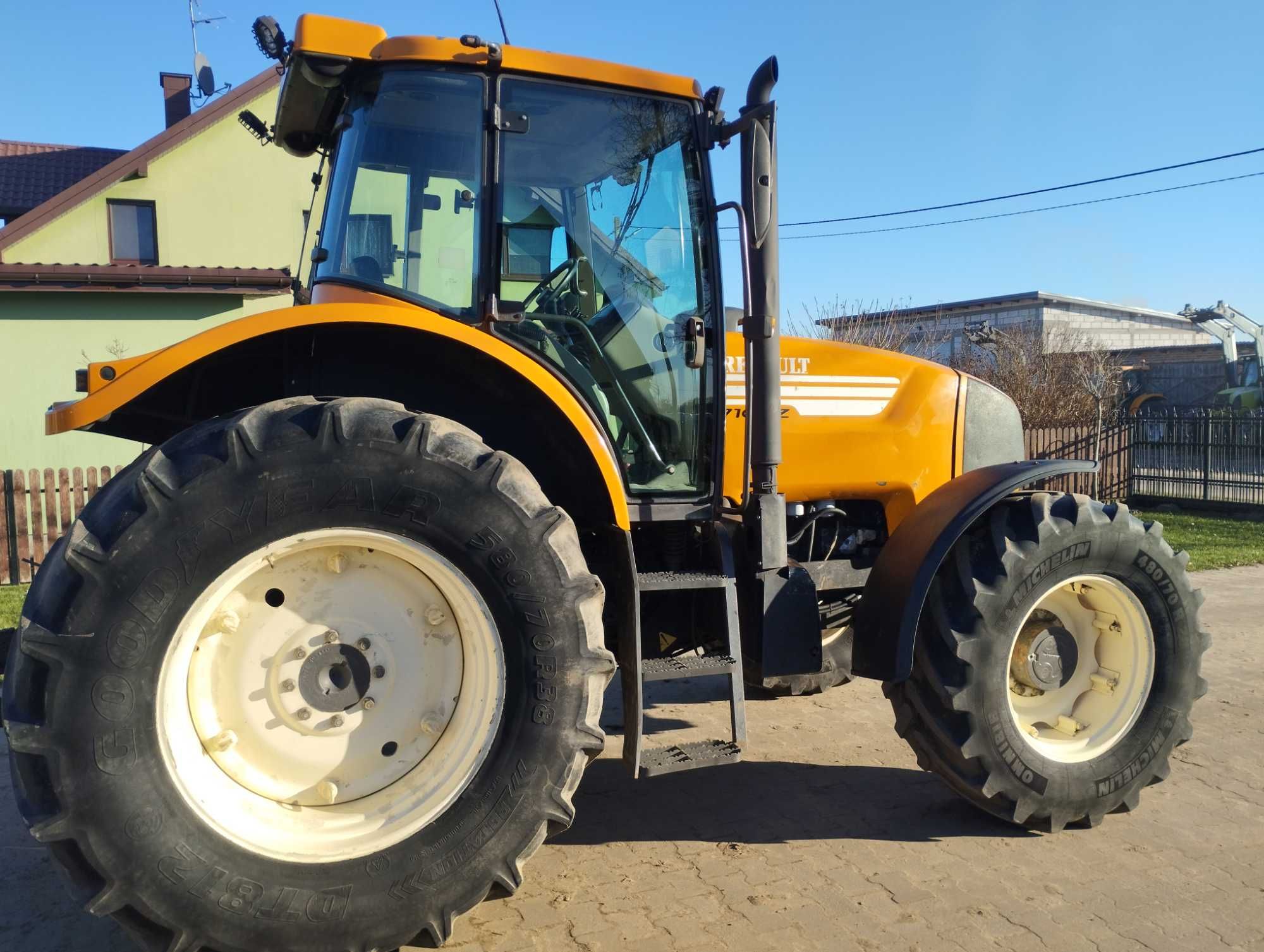Renault Ares 710 rz