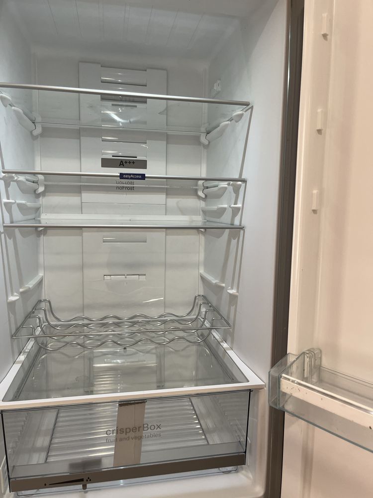 Холодильник из Нермании siemens liebher в наявності з гарантіею