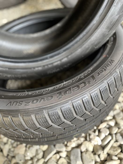 255/45 R20 2 шт. Hankook Winter I *cept evo2suv