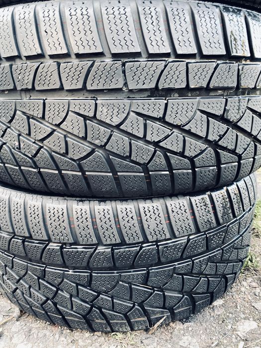 245 40 19 Pirelli Sottozero w240 80%