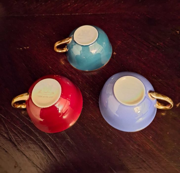 Trzy kolorowe filiżanki porcelana Karolina