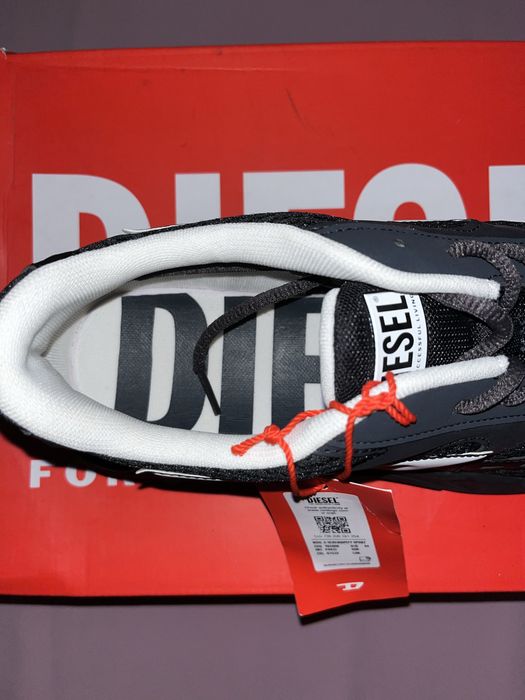 Wyprzedaż sneakersy męskie Diesel.