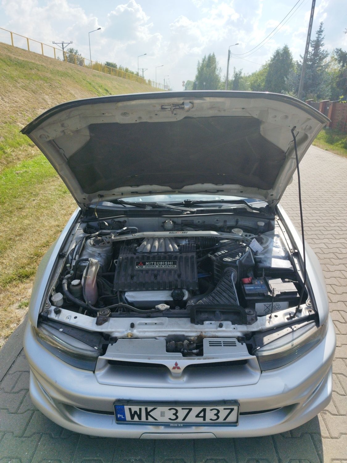 Mitsubishi Galant Avance 2.5 benzyna manual