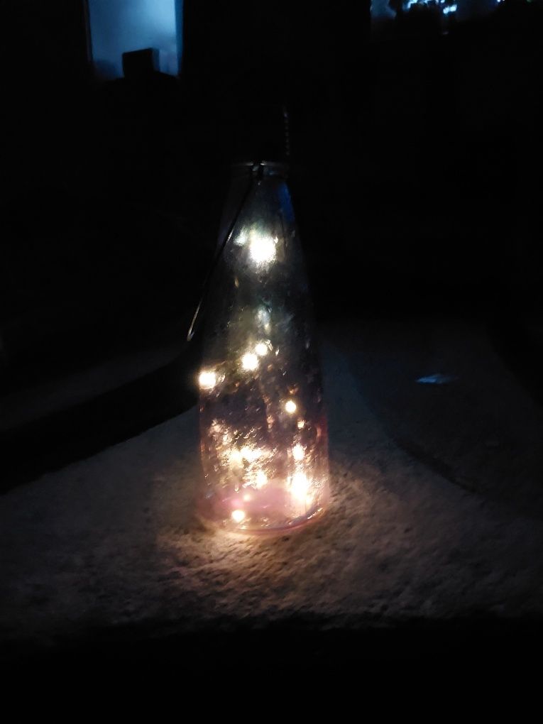Lampki solarne (jedna nie działa)