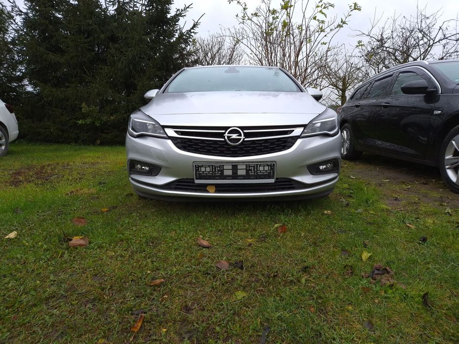 Opel Astra 19rok Mały przebieg 1.4T Opłacony