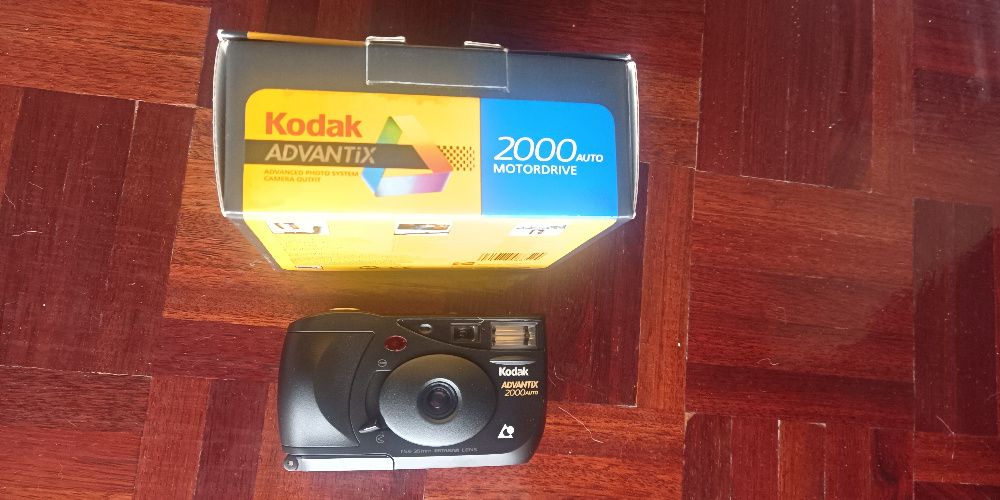 Kodak Advantix 2000 Auto Motordrive - Maquina Fotografica Nova