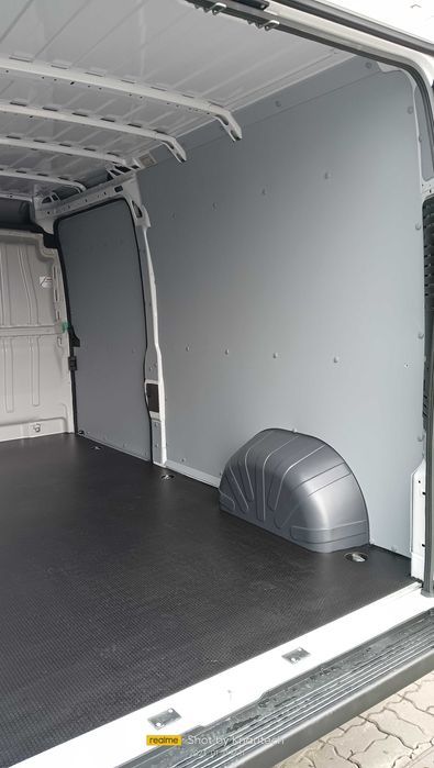 Citroen Jumper L3H2 Lekka zabudowa auta dostawczego z tworzywa