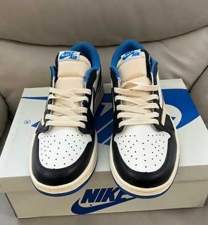 Buty-Trampk-Jordan 1 Retro Low OG SP Fragment x Travis Scott R.43