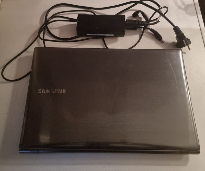 Laptop Samsung NP550P5C
