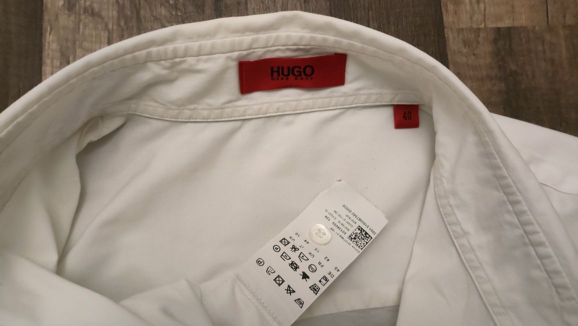 świetna koszula HUGO BOSS,szerokie mankiety,jak nowa L/M