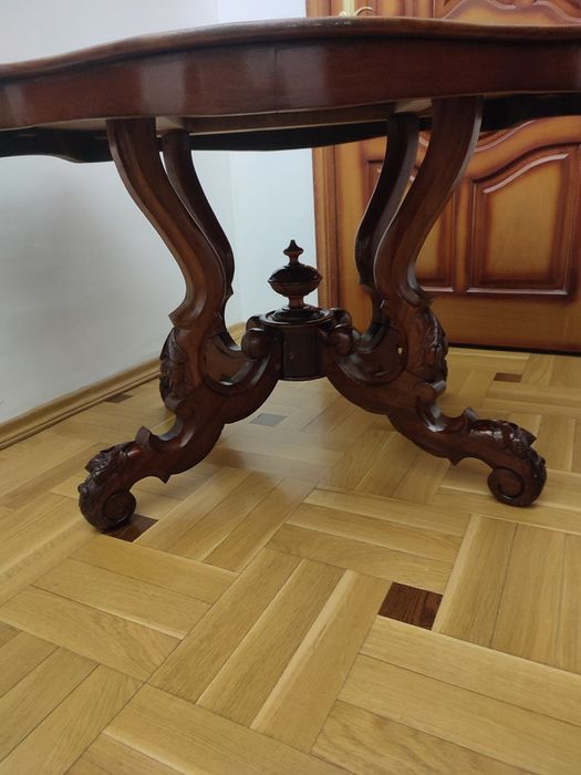 Стіл дерево різьба антикваріат